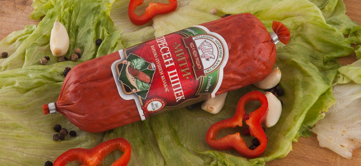 Fresh larded sausage